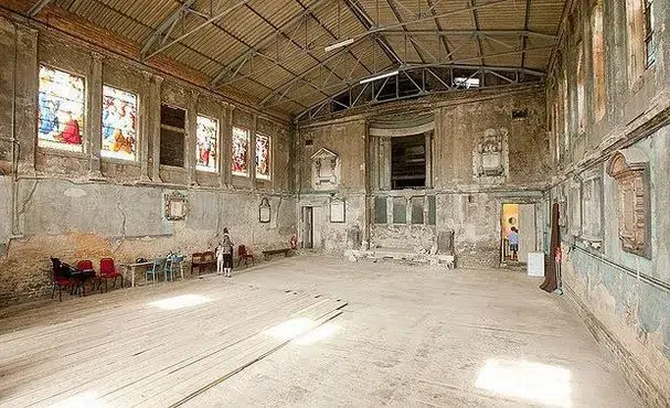 The 5 Most AMAZING Abandoned Buildings in London (In 2024)