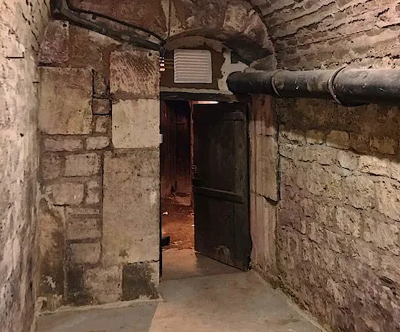 Aménager une cave et la louer en tant qu'espace de stockage