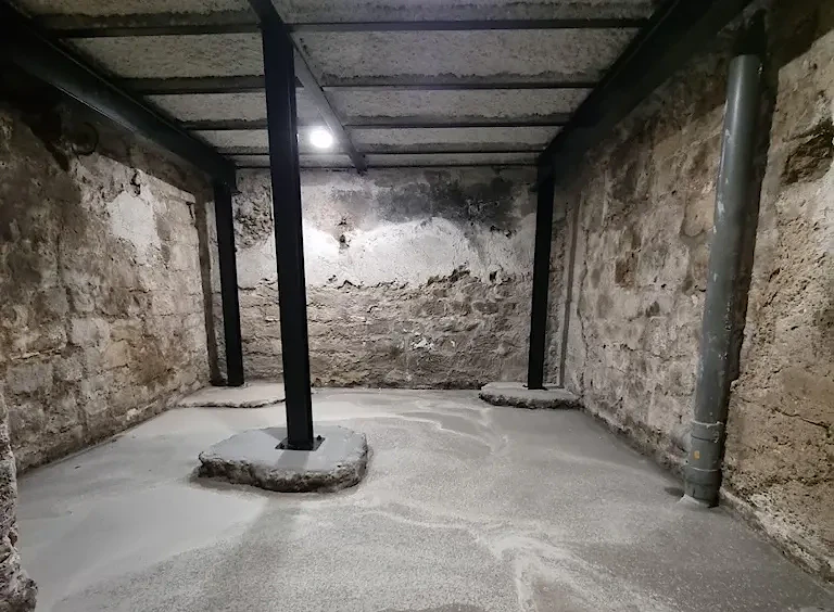 Location cave entre particuliers Choisir entre costockage ou location de box en self-stockage ?