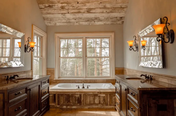 Vintage wooden bathroom and bathtub