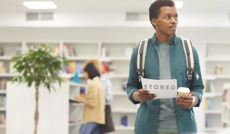 Foreign Exchange Student in London- Renting A Self-Storage Vs Renting A Garage