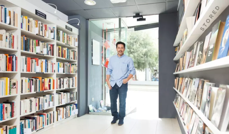 The Most Comprehensive Guide to Storing Your Books