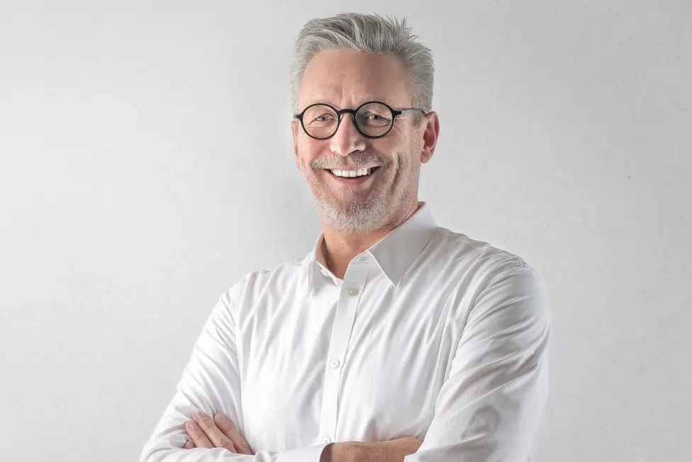 Professionnel souriant