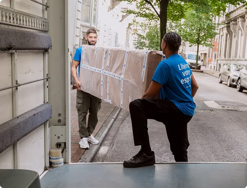 YouStock testimonial for moving and storage during construction