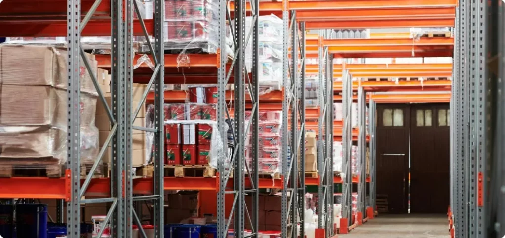 Entrepot de stockage