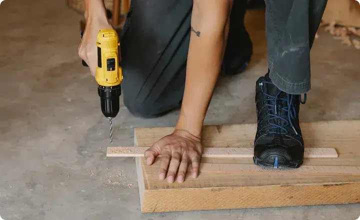 storage service for renovation work youstock