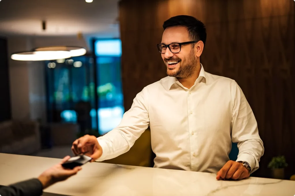 customer case study portrait logistics storage Pulitzer Hotel